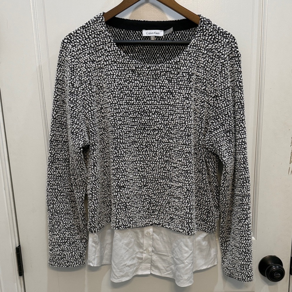 Calvin Klein Black and White Textured Sweatshirt
